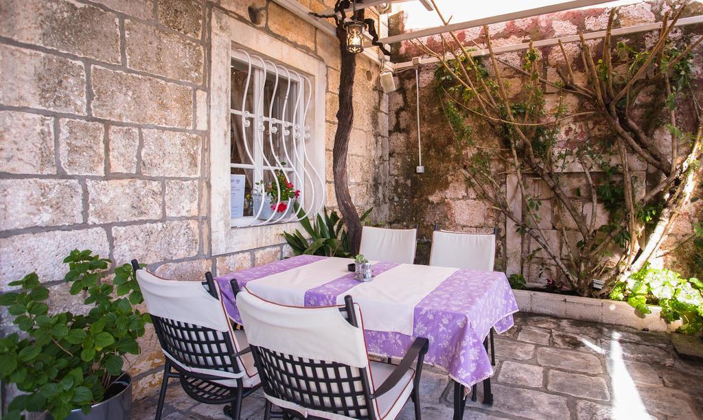 Guesthouse Mimbelli Orebić Exterior foto